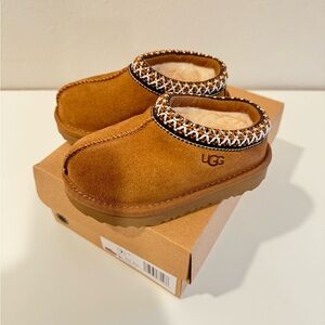 BNIB UGG Tasman II Slipper Toddler Size 7. Chestnut